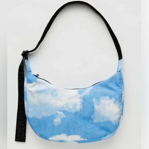 EUC Baggu Medium Nylon Crescent Cloud Print